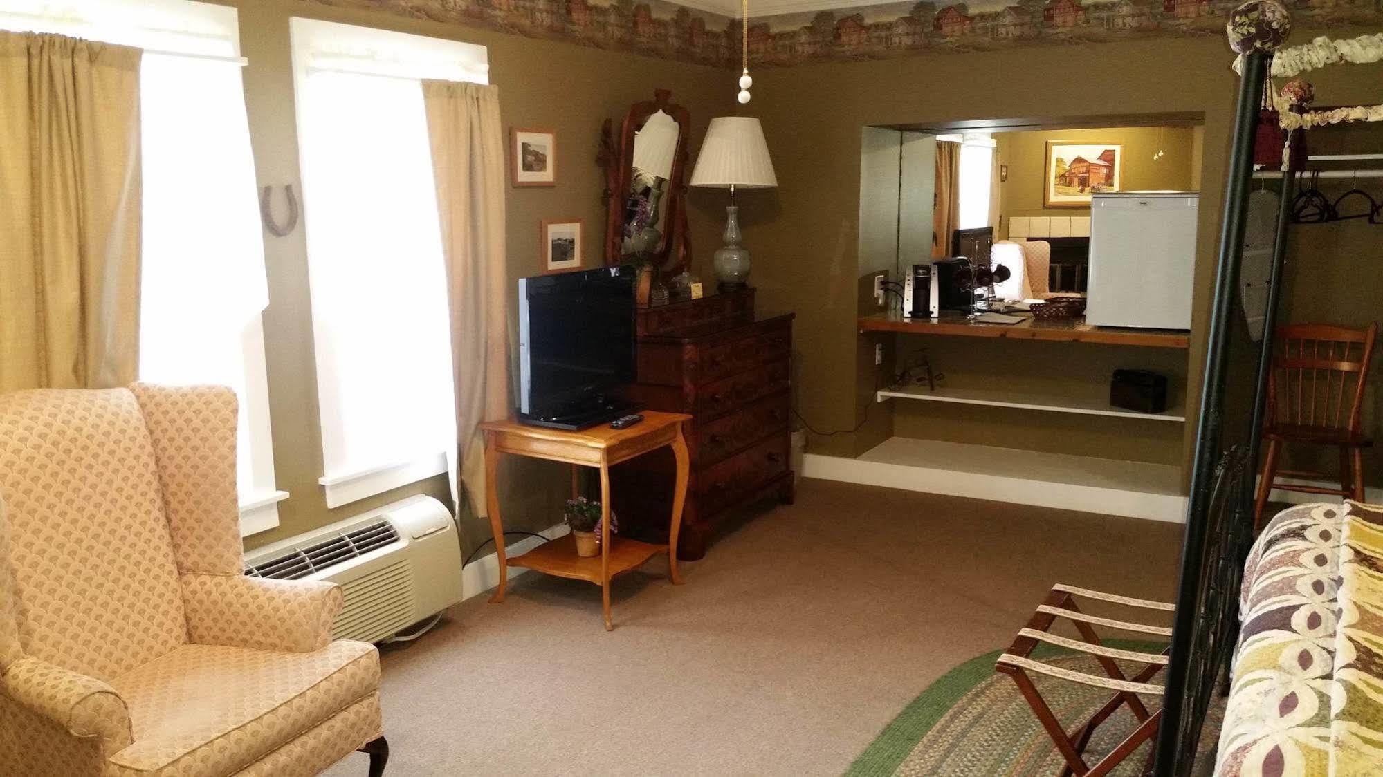 The Cornell Inn, Lenox & The Berkshires Buitenkant foto