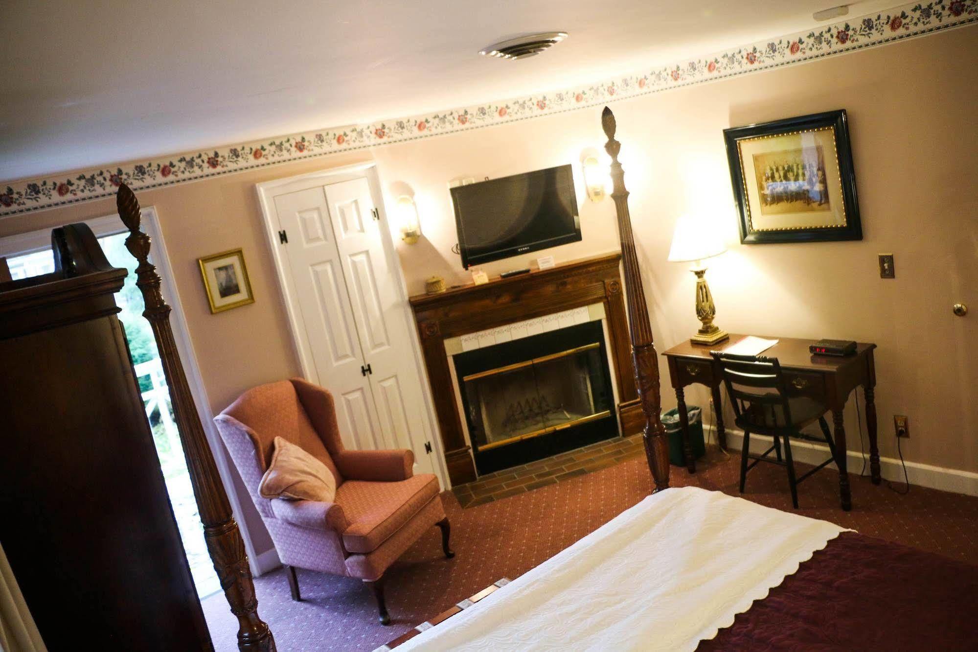 The Cornell Inn, Lenox & The Berkshires Buitenkant foto